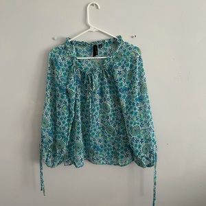 Willi Smith pretty blue blouse